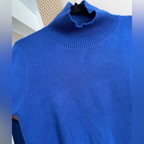 French Connection Longsleeve - Picture 2 of 8